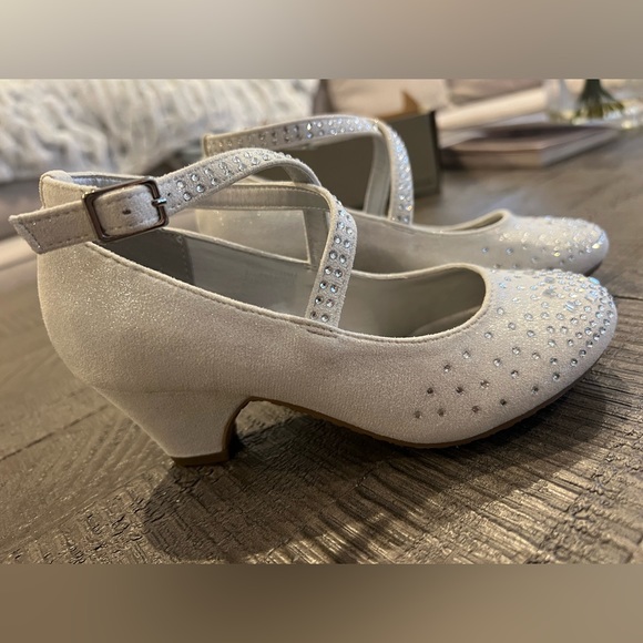 Kenneth Cole Rhinestone Dress Heels - Size 13 - NWT! - Picture 1 of 5